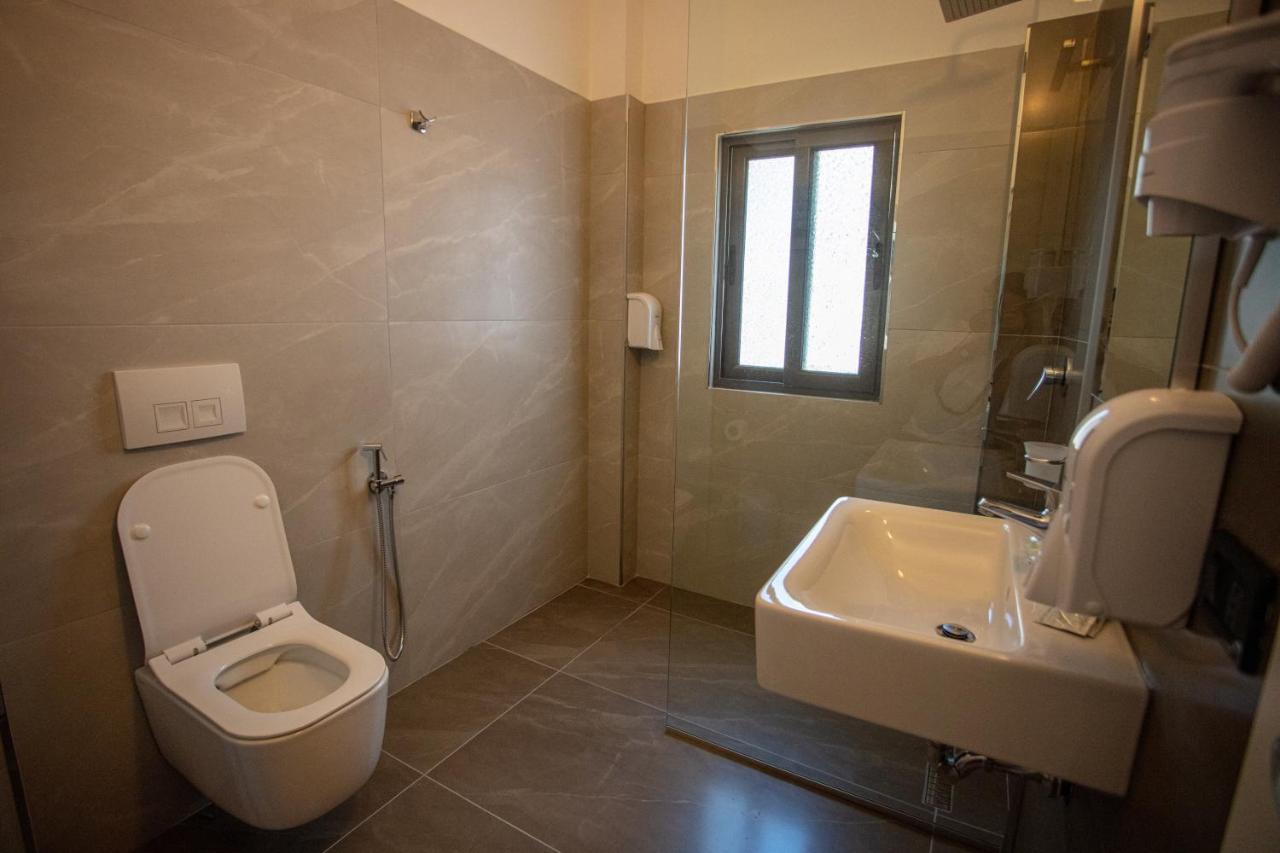 Hotel Kapri Golem  Extérieur photo
